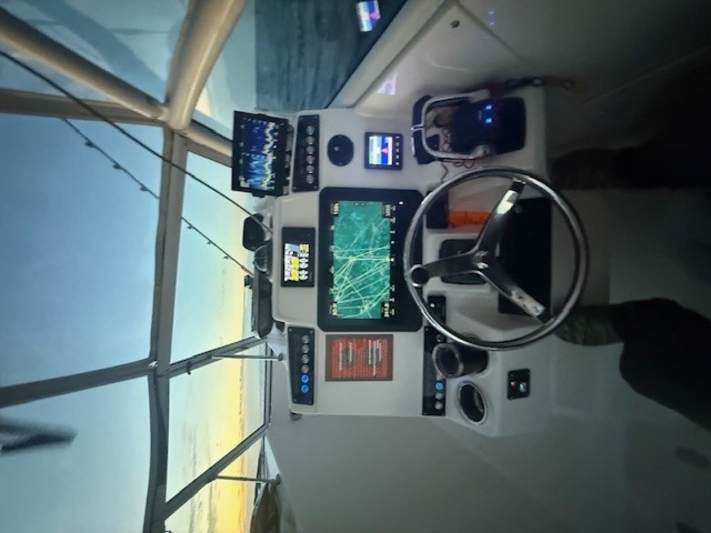 2015 Edgewater 280 CX - Image 9
