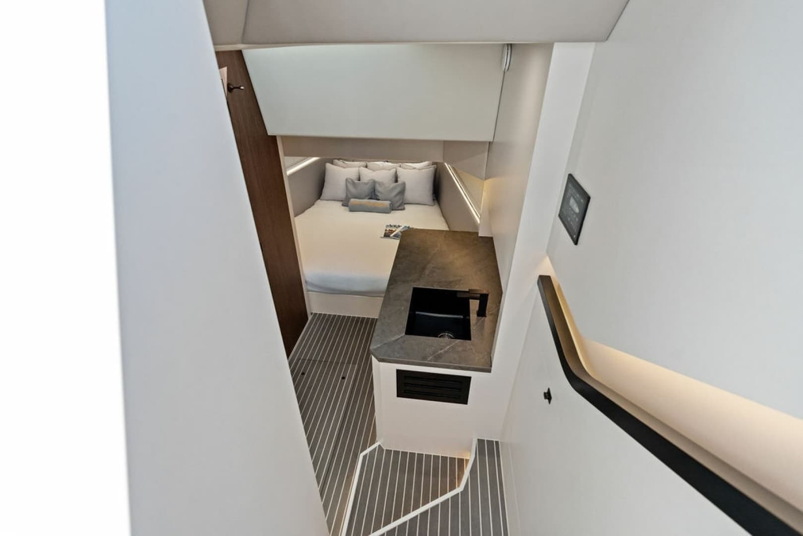 2024 Vanquish Yachts VQ55 - Image 37