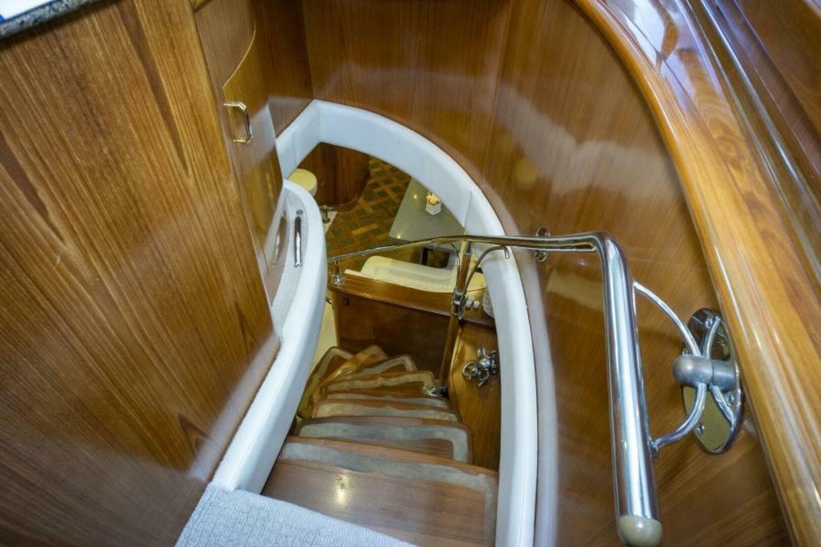 2005 Sea Force IX Enclosed Flybridge - Image 52