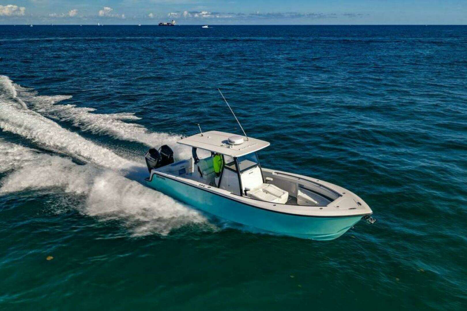 2026 Reef Runner 340 - Image 4