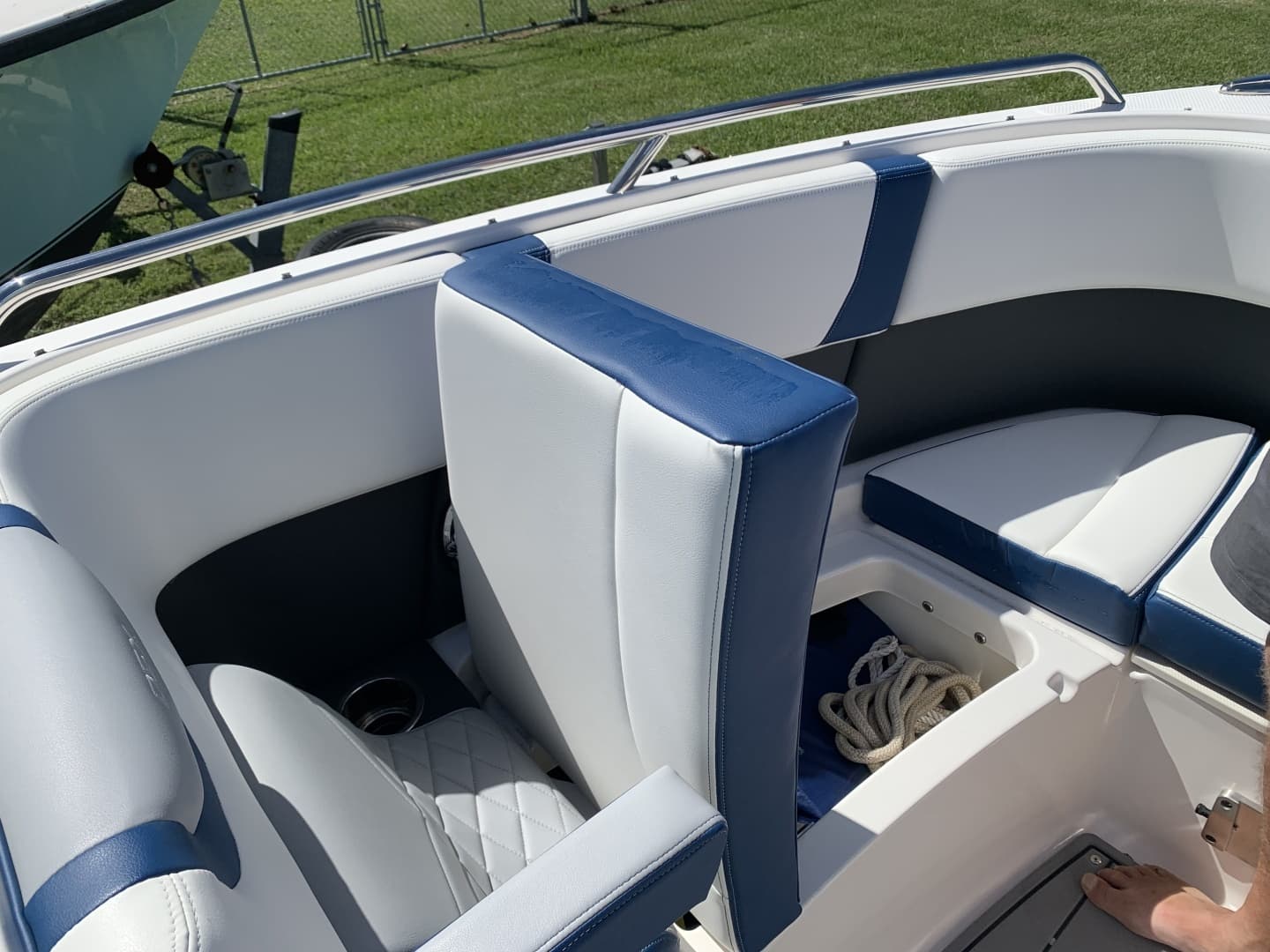 2023 Chaparral 270 OSX - Image 14