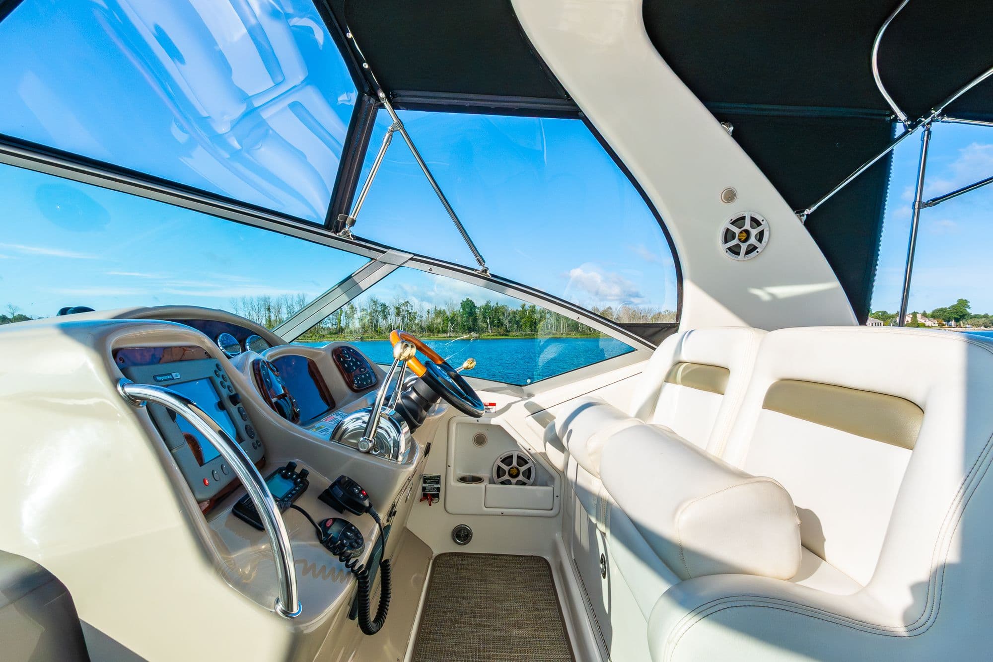 2007 Sea Ray Sundancer 320 - 16