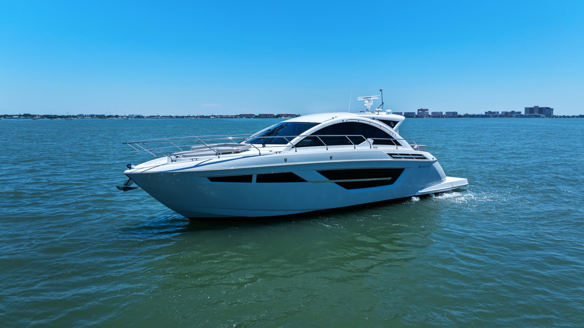 2025 Cruisers Yachts 50 Cantius - Image 5
