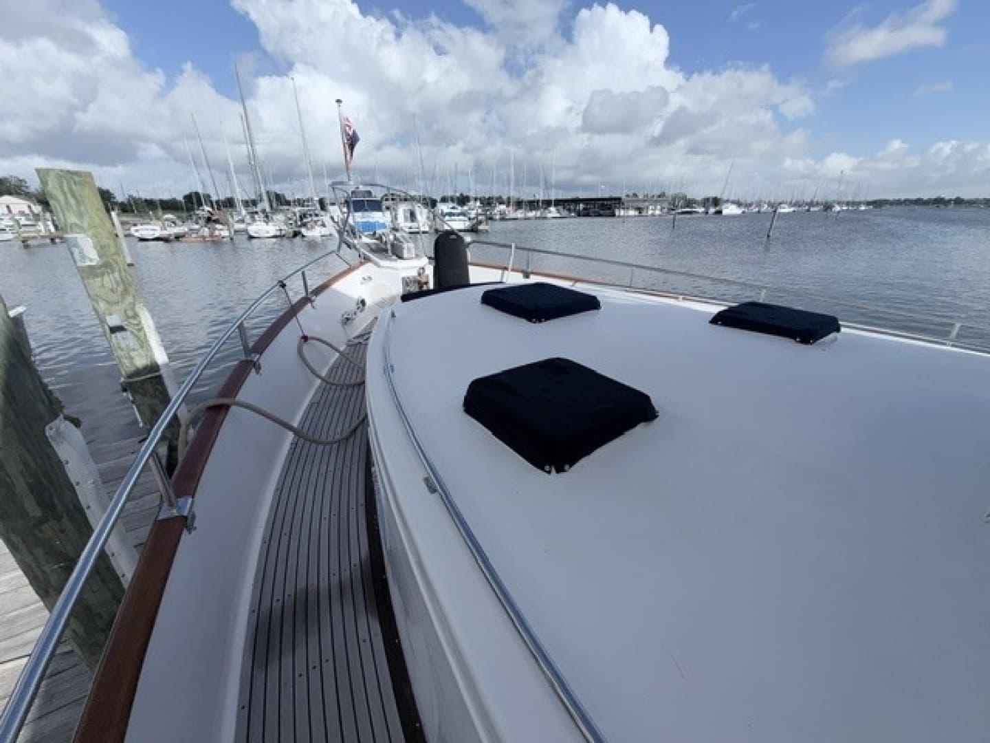 2003 Grand Banks Flybridge Motor Yacht - Image 5