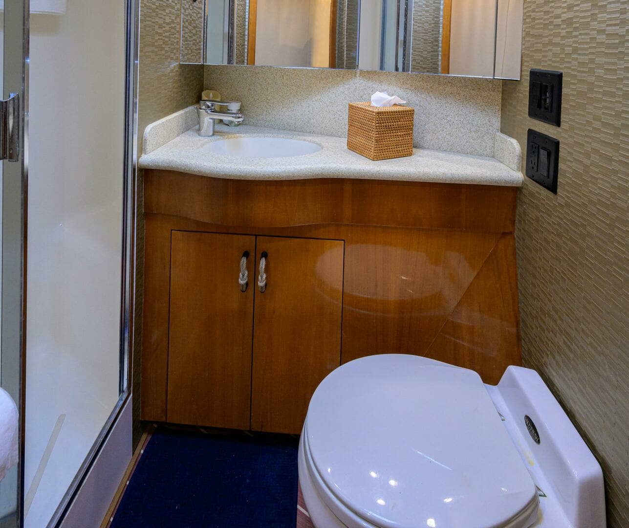 2001 Hatteras Convertible - Image 38