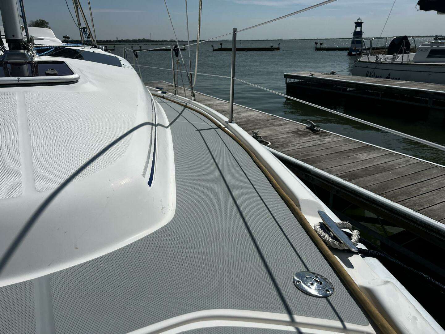 2004 Hunter 33 - Image 20