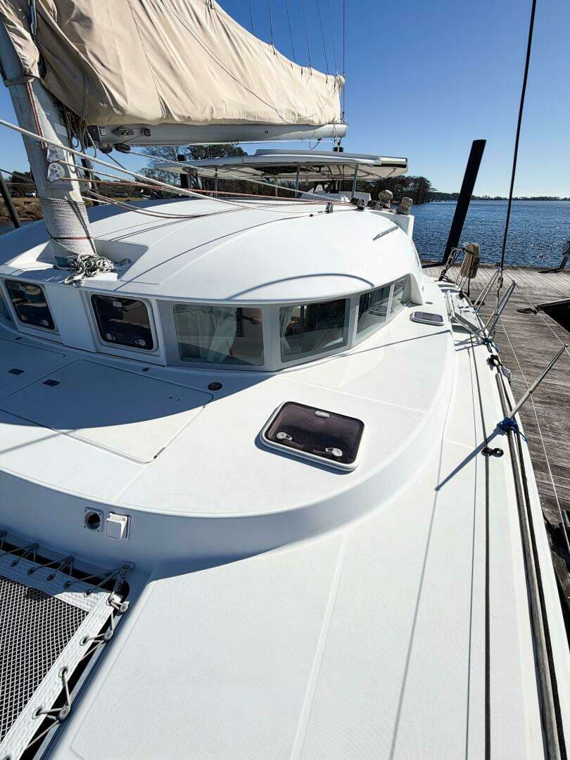 2005 Lagoon 380S - Image 19