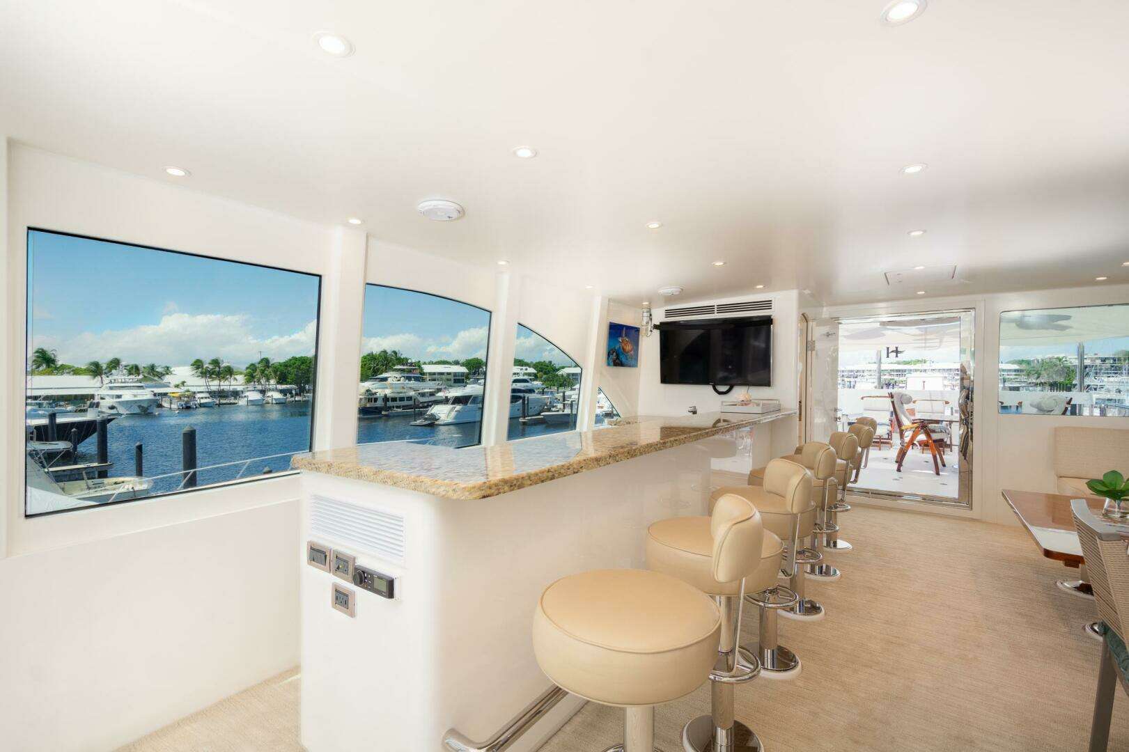 2014 Hargrave Sky Lounge - Image 47