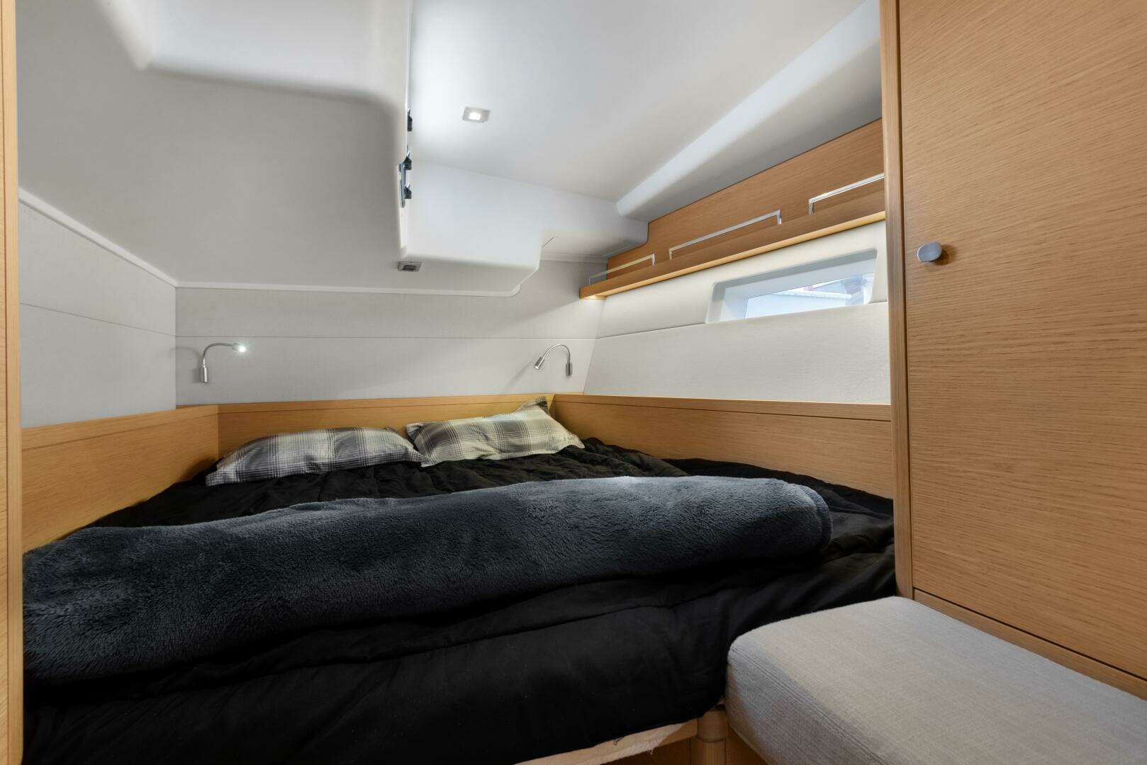 2017 Grand Soleil 52 LC - Image 60