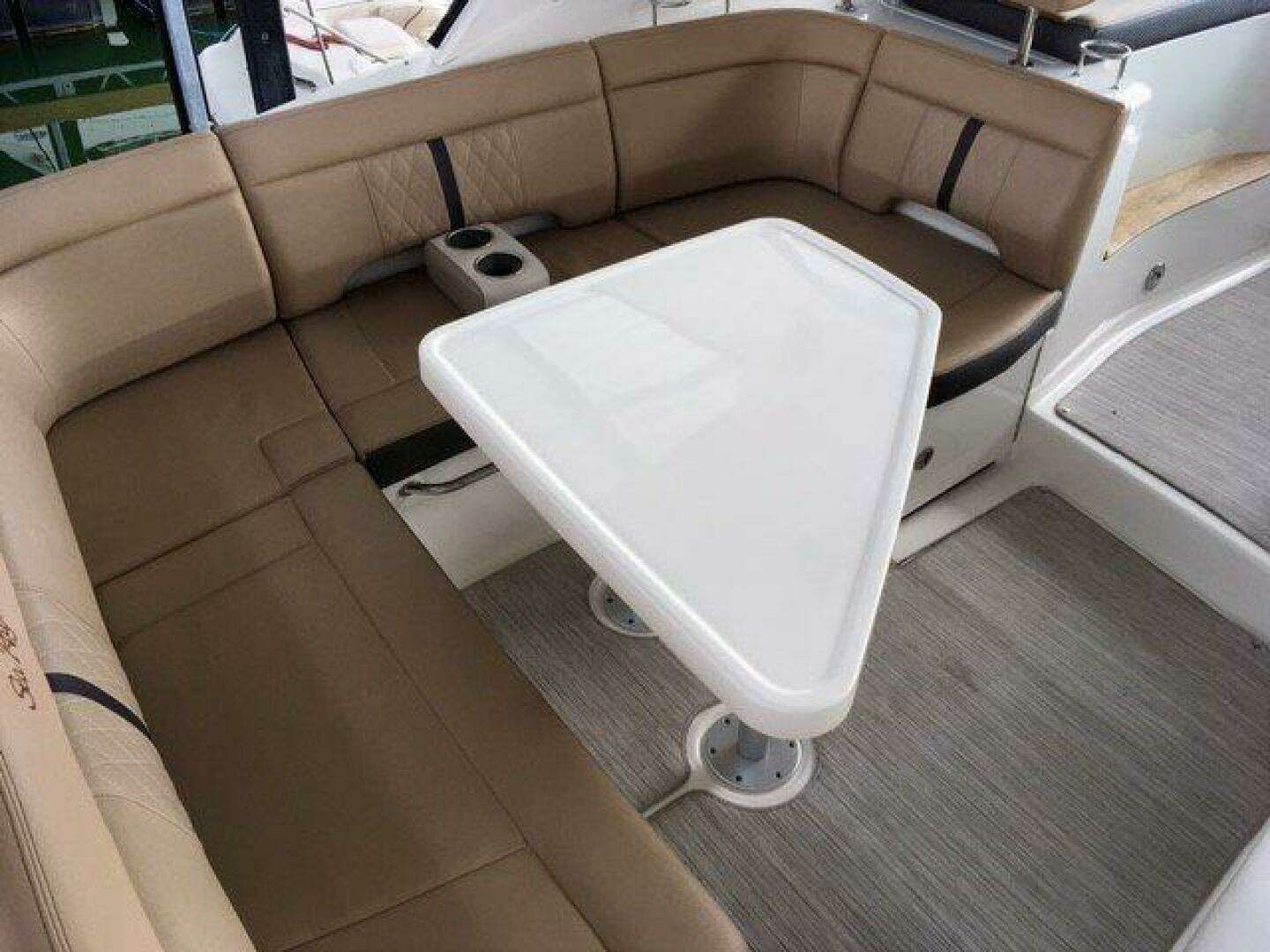 2016 Sea Ray 350 Sundancer - Image 47
