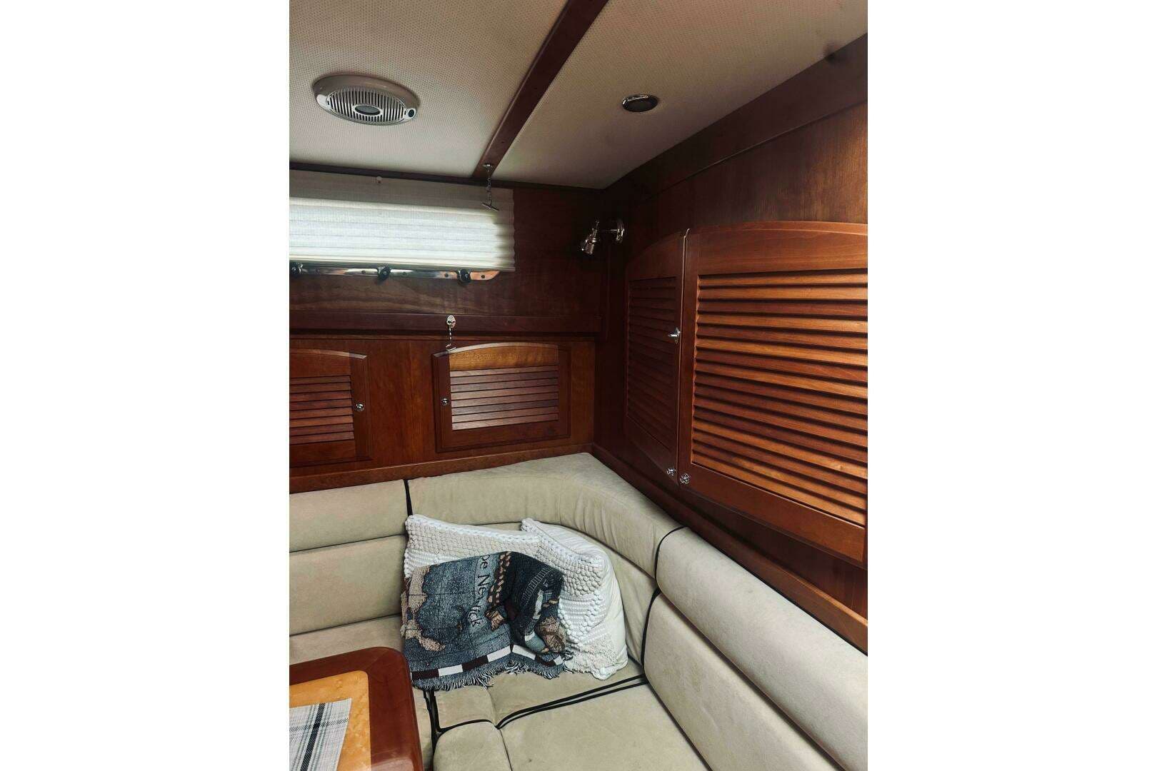 2008 Sabre 38 Hard Top Express - Image 39