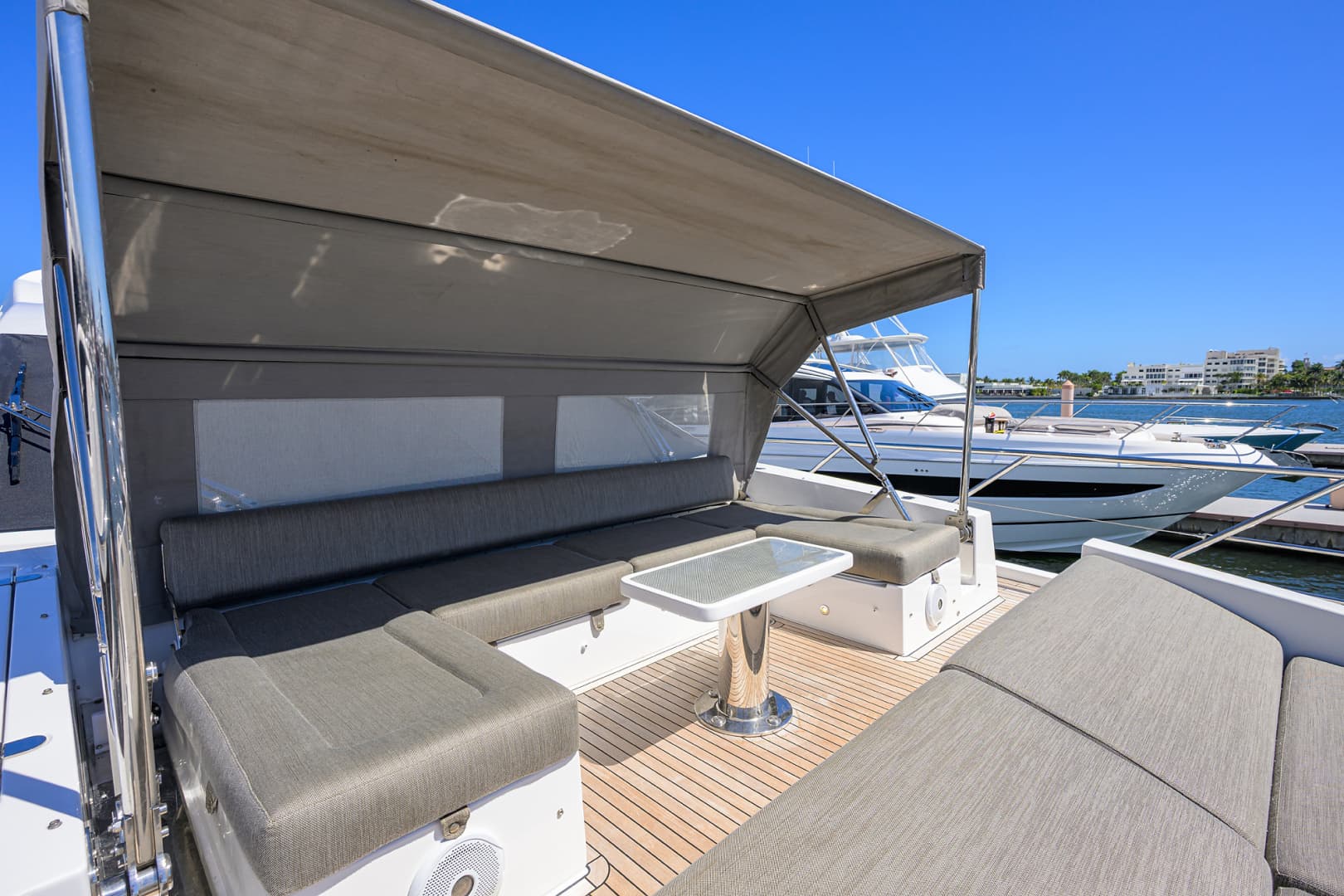 2019 Azimut S7 - Image 49
