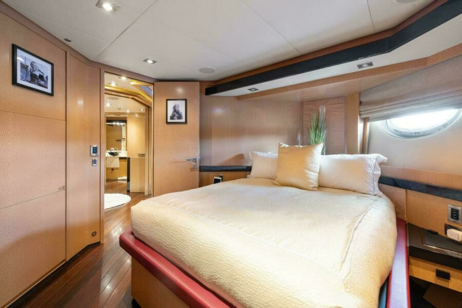 2008 Palmer Johnson 124 Sports Cruiser - Image 63