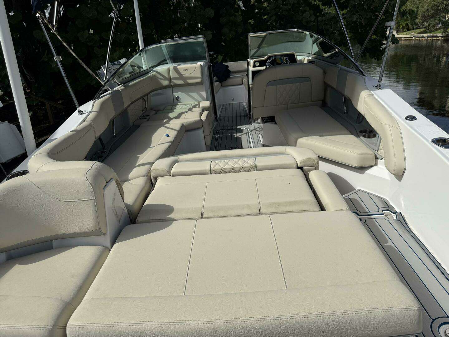 2021 Regal 26 OBX - Image 10