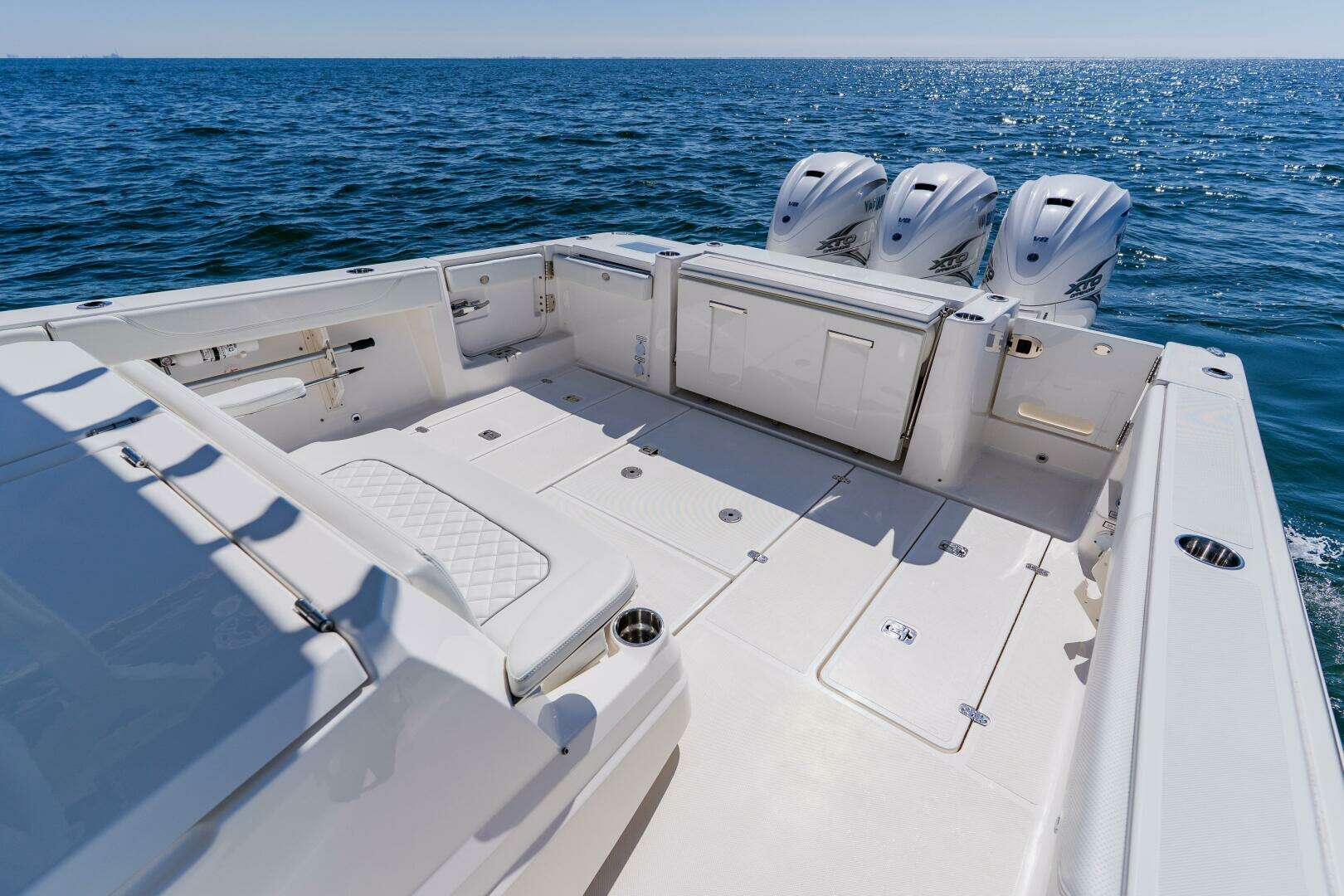 2022 Pursuit S 378 Sport - Image 35