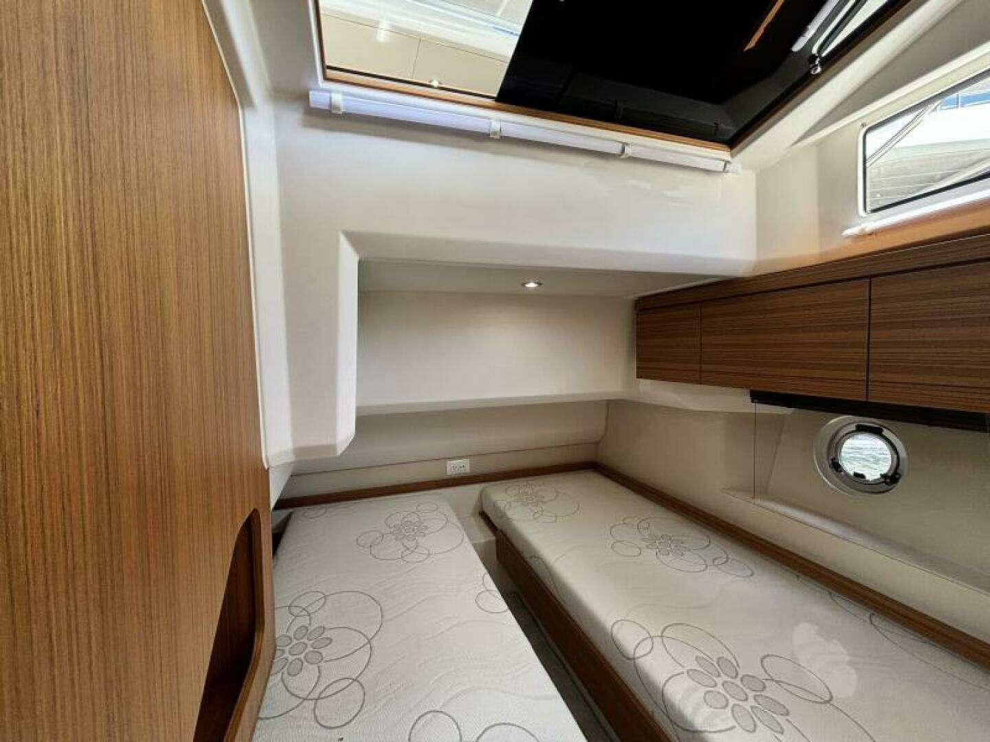 2026 Greenline 40 Hybrid - Image 44