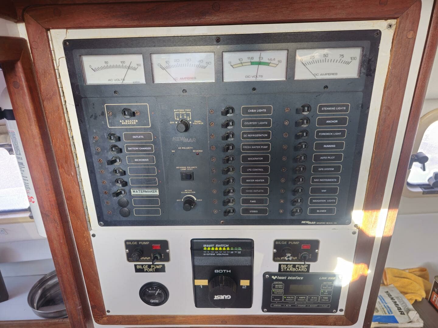 1992 Endeavour Catamaran 30 - Image 38