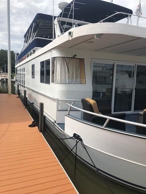 2007 Monticello 70 River Yacht - 3