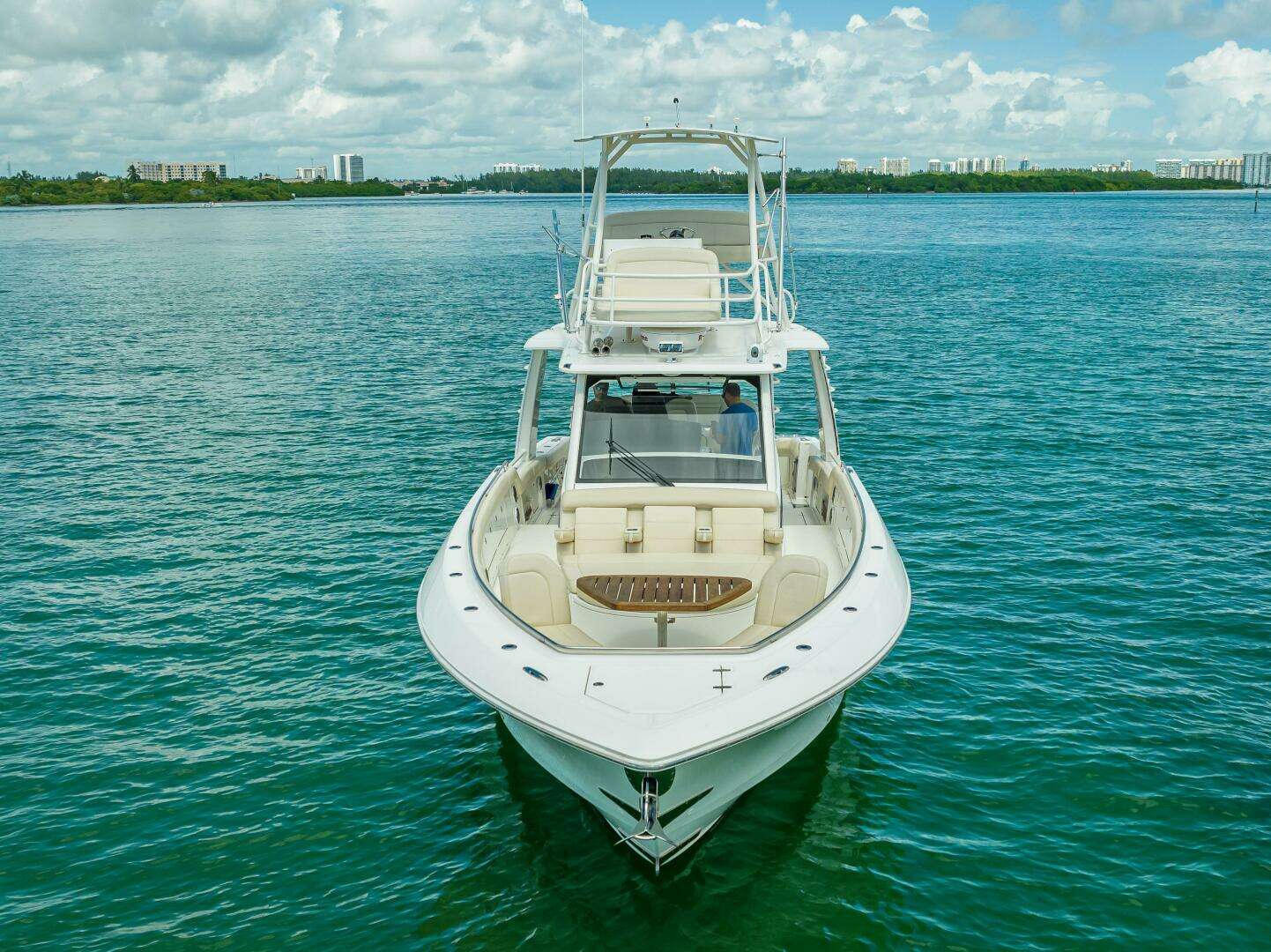 2016 Boston Whaler — - Image 19