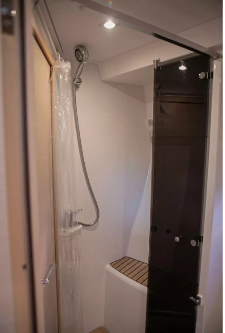 2010 Beneteau Monte Carlo 47 - Image 32