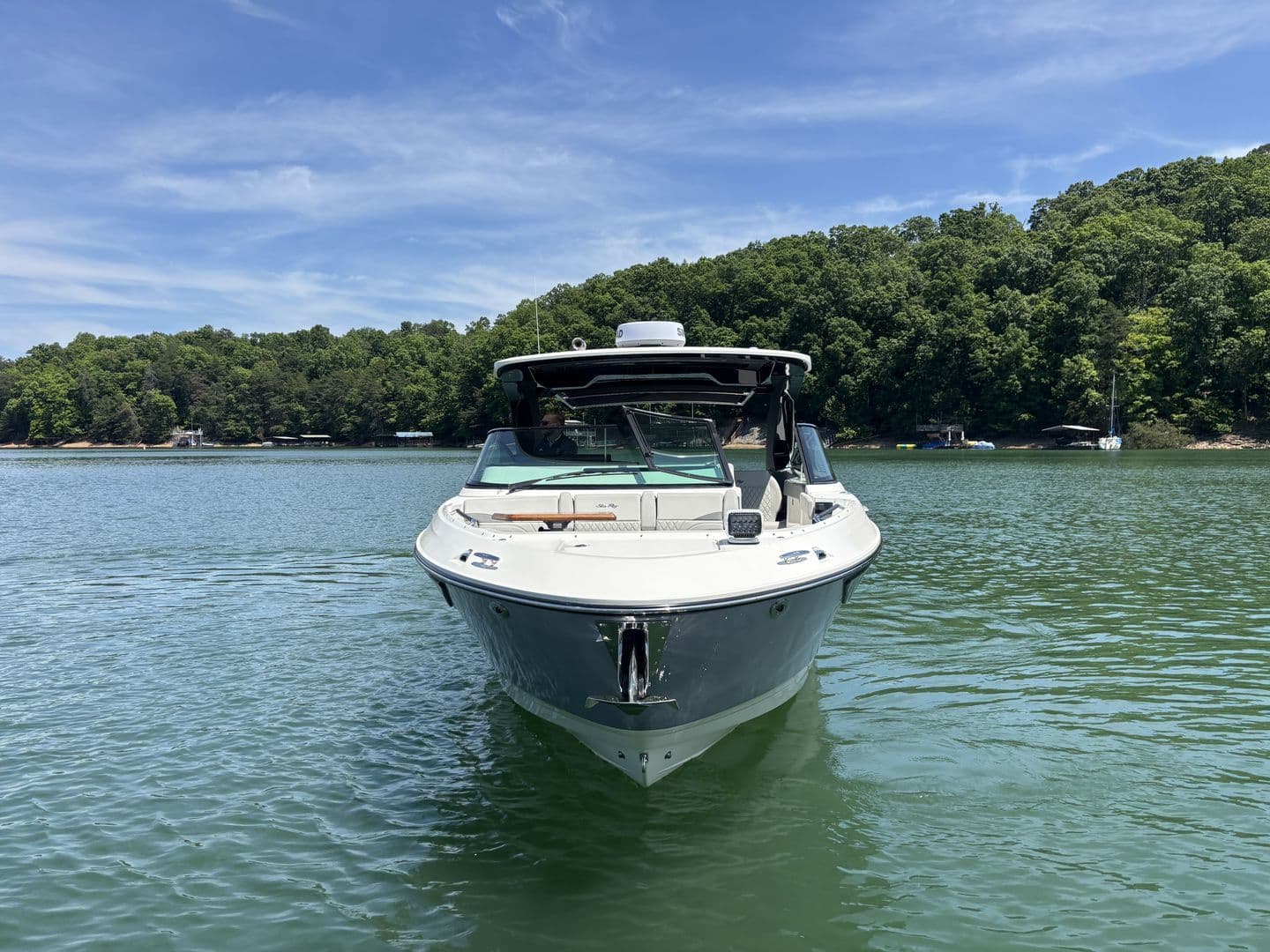 2026 Sea Ray SLX 360 Outboard - 3