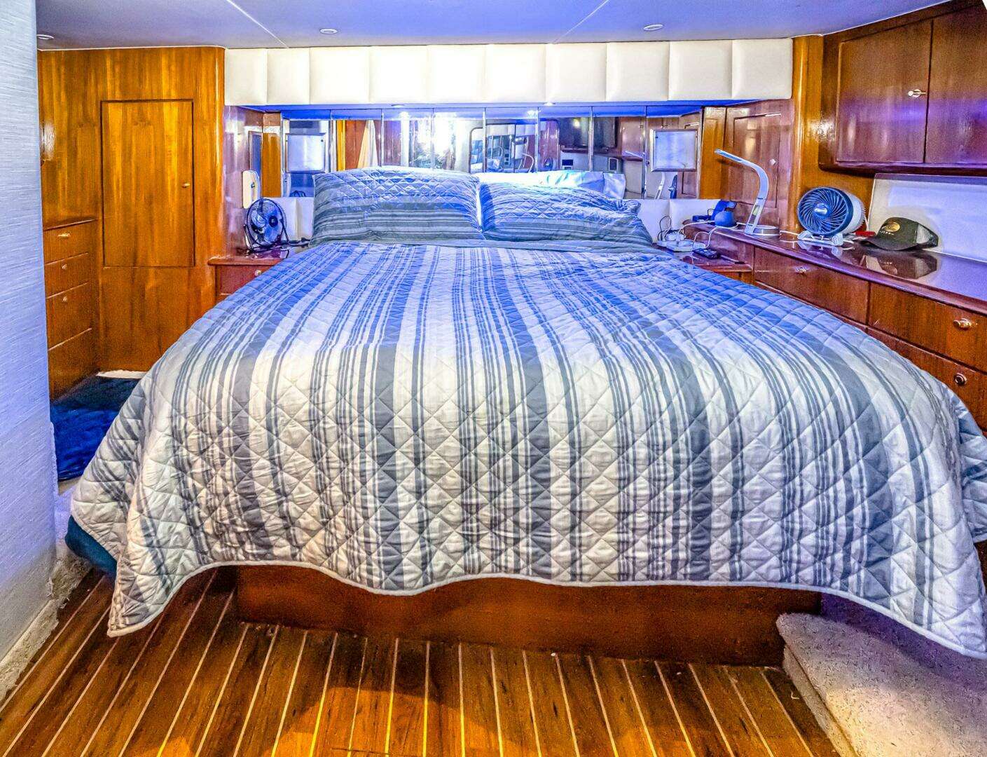 1997 Ocean Yachts 60 Super Sport  EB - Image 15