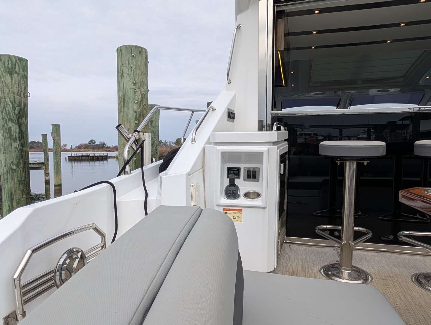 2022 Cruisers Yachts 54 Cantius - Image 66