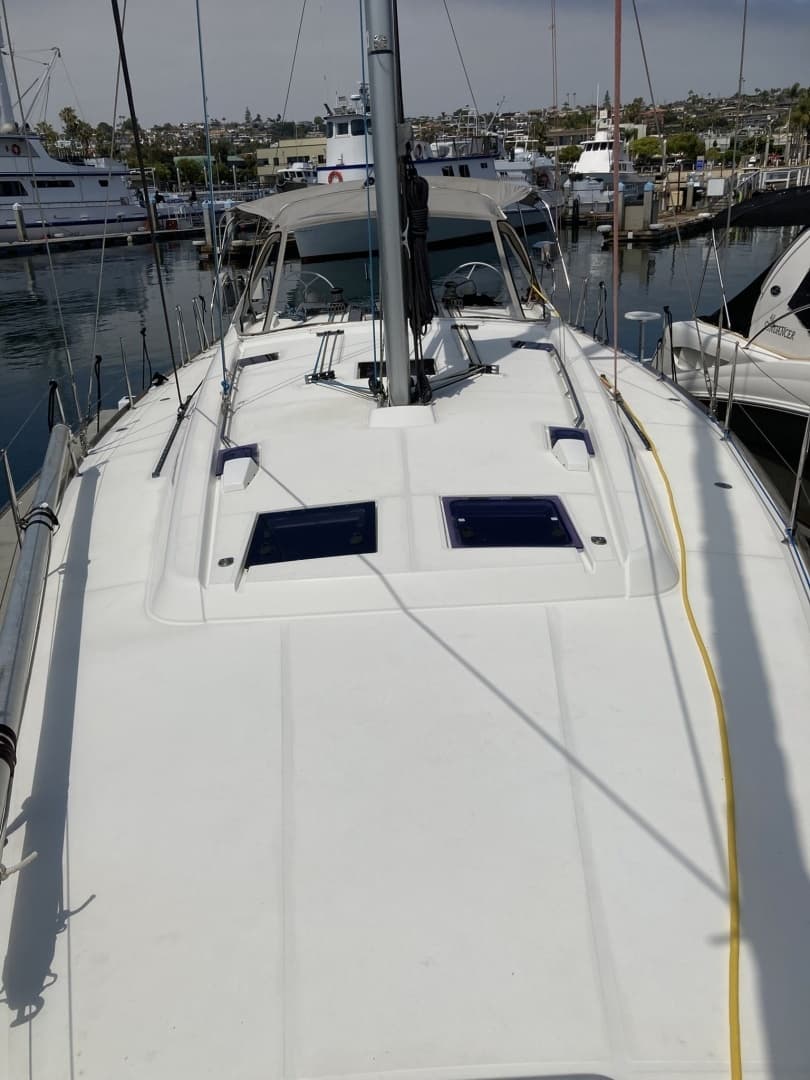 2018 Beneteau Oceanis 48 - Image 15