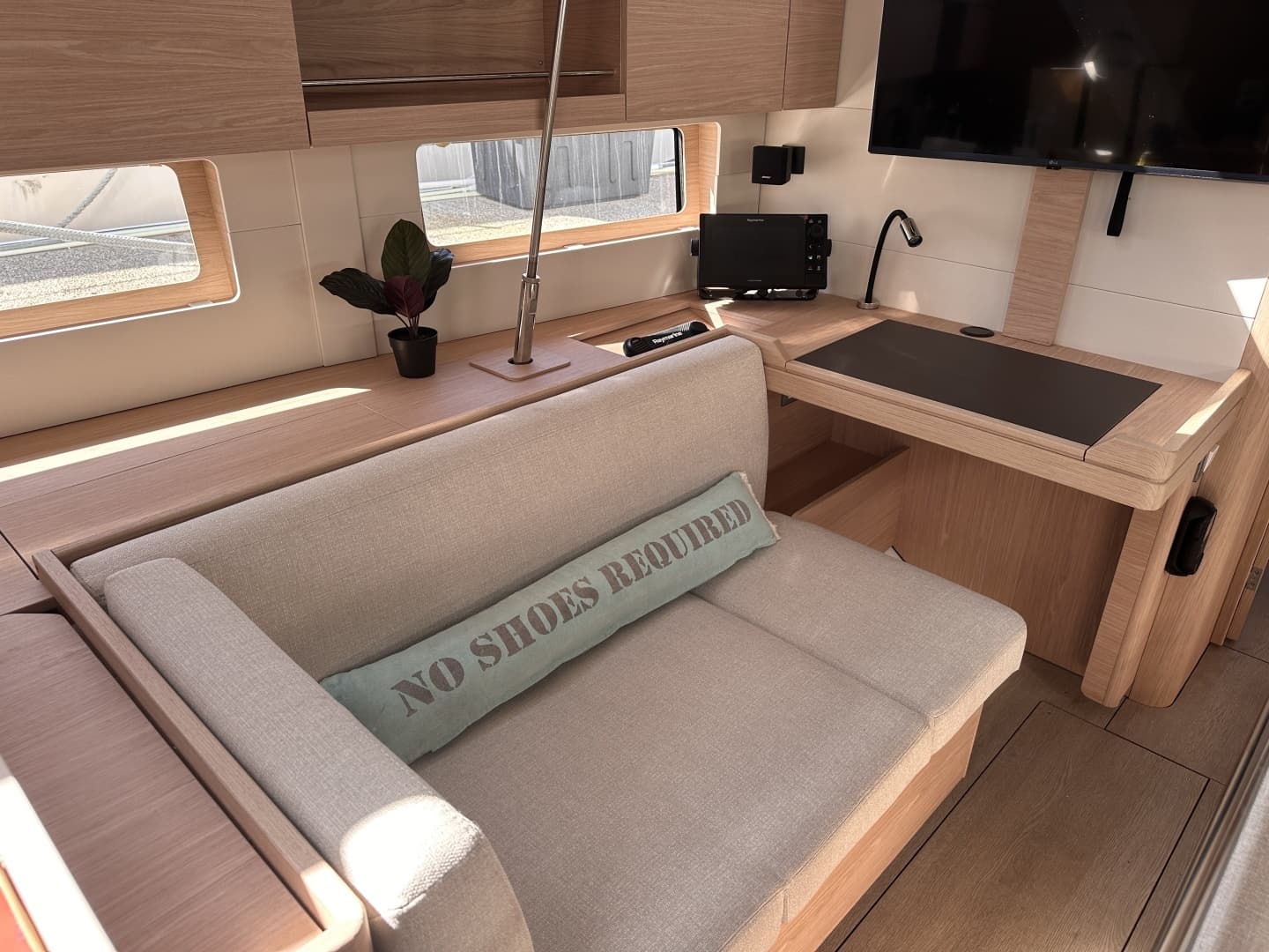 2025 Beneteau 46.1 - Image 7