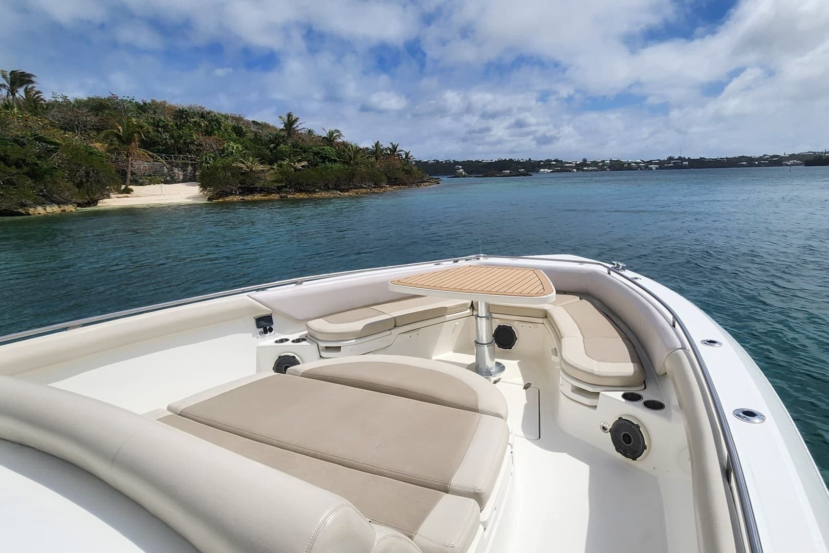 2020 Boston Whaler Outrage - Image 18