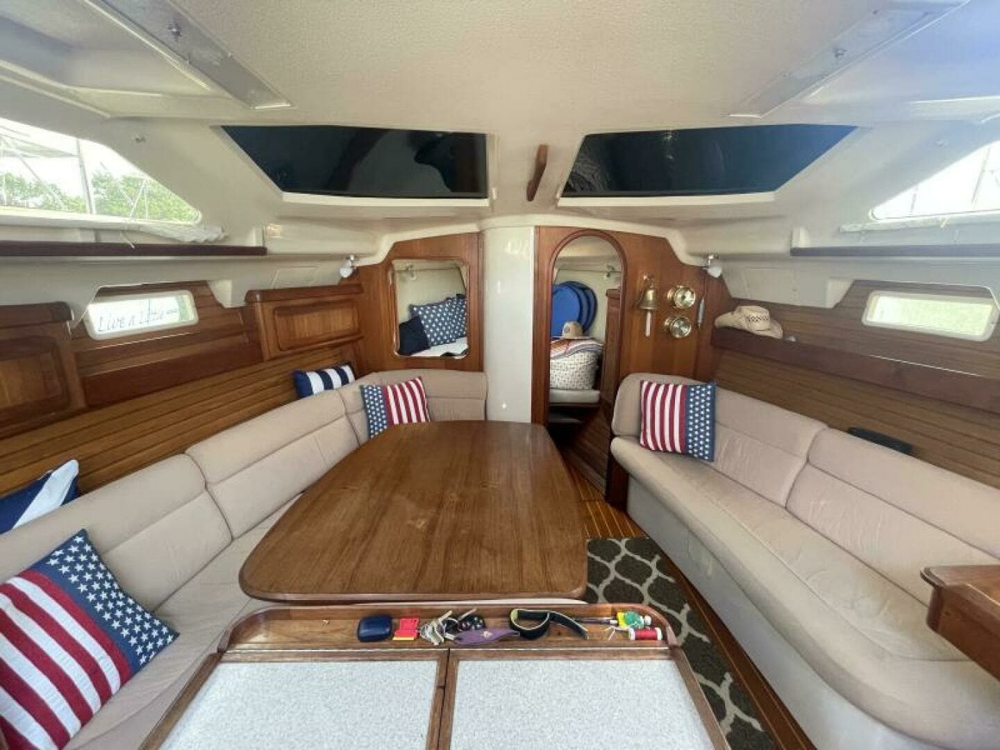1991 Hunter 36 Vision - Image 25