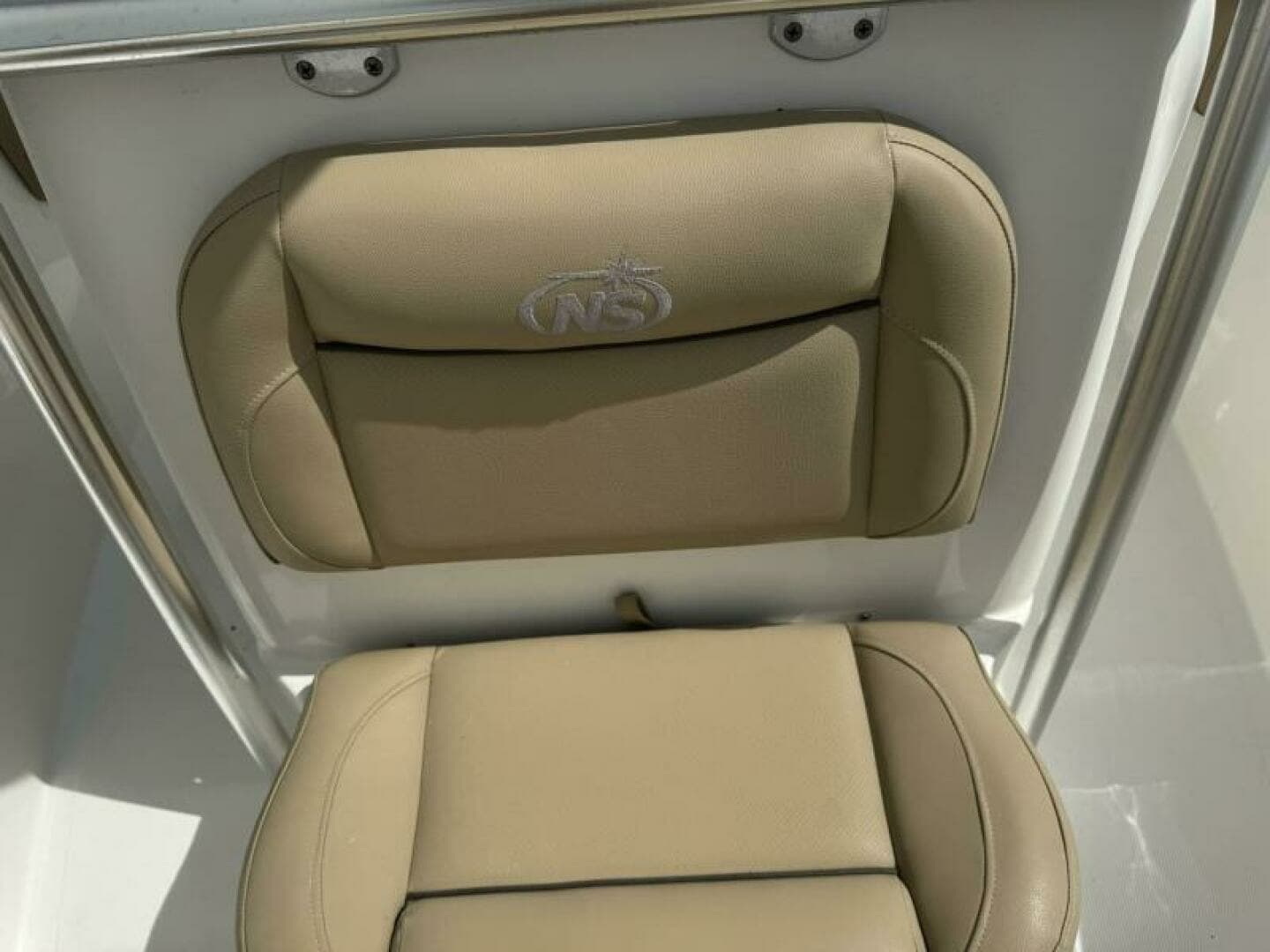 2020 NauticStar 2102 Legacy - Image 25