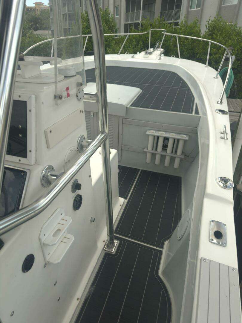 1999 Dusky 256 Center Console - Image 8