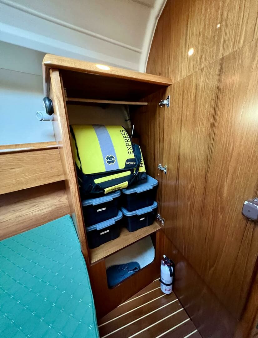 2005 Jeanneau Sun Odyssey 35 - Image 73