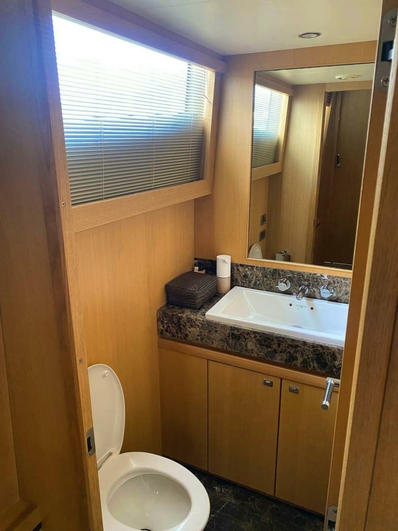 2011 Princess Yachts — - Image 34