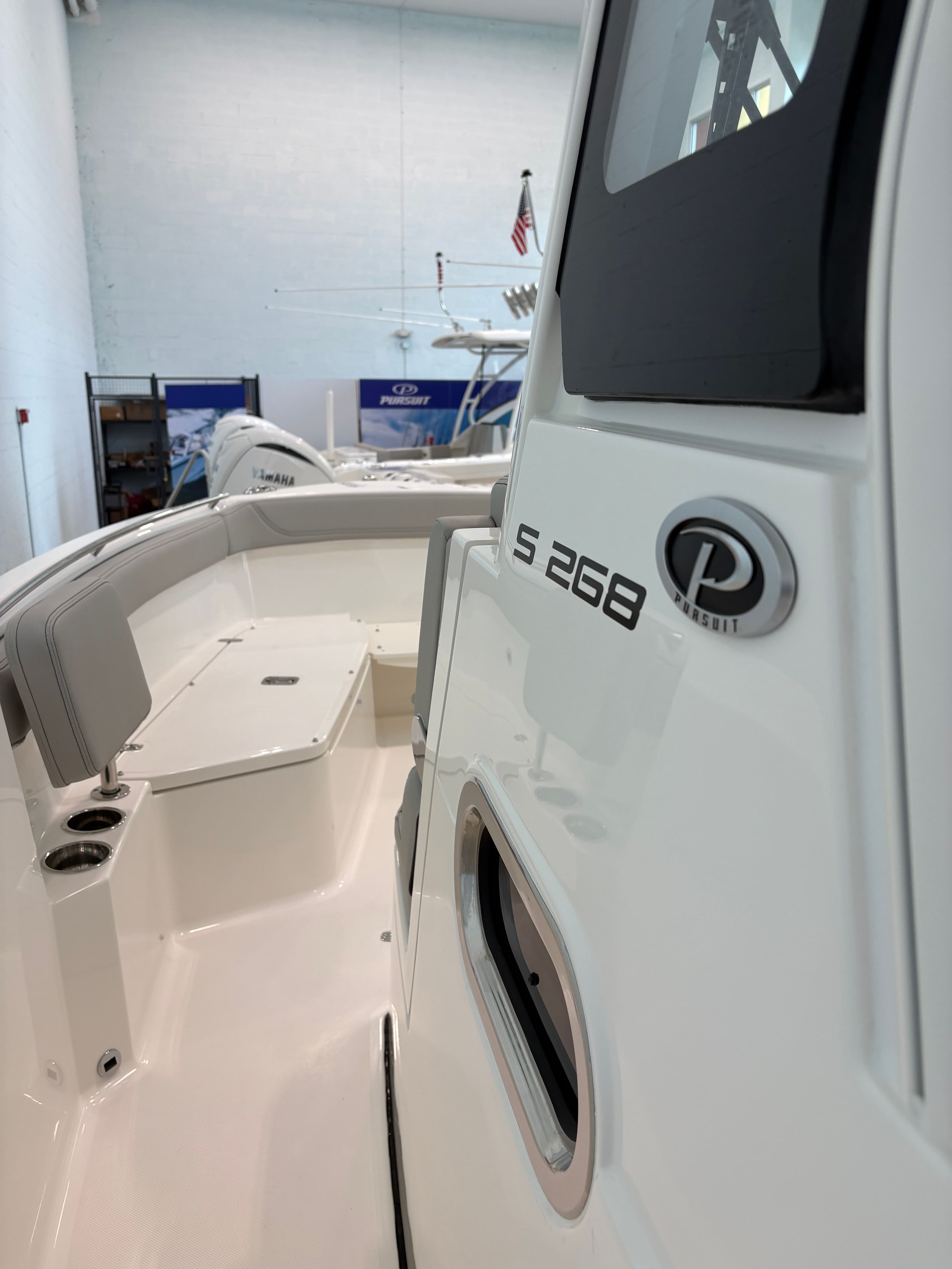 2026 PURSUIT 268 S - Image 18