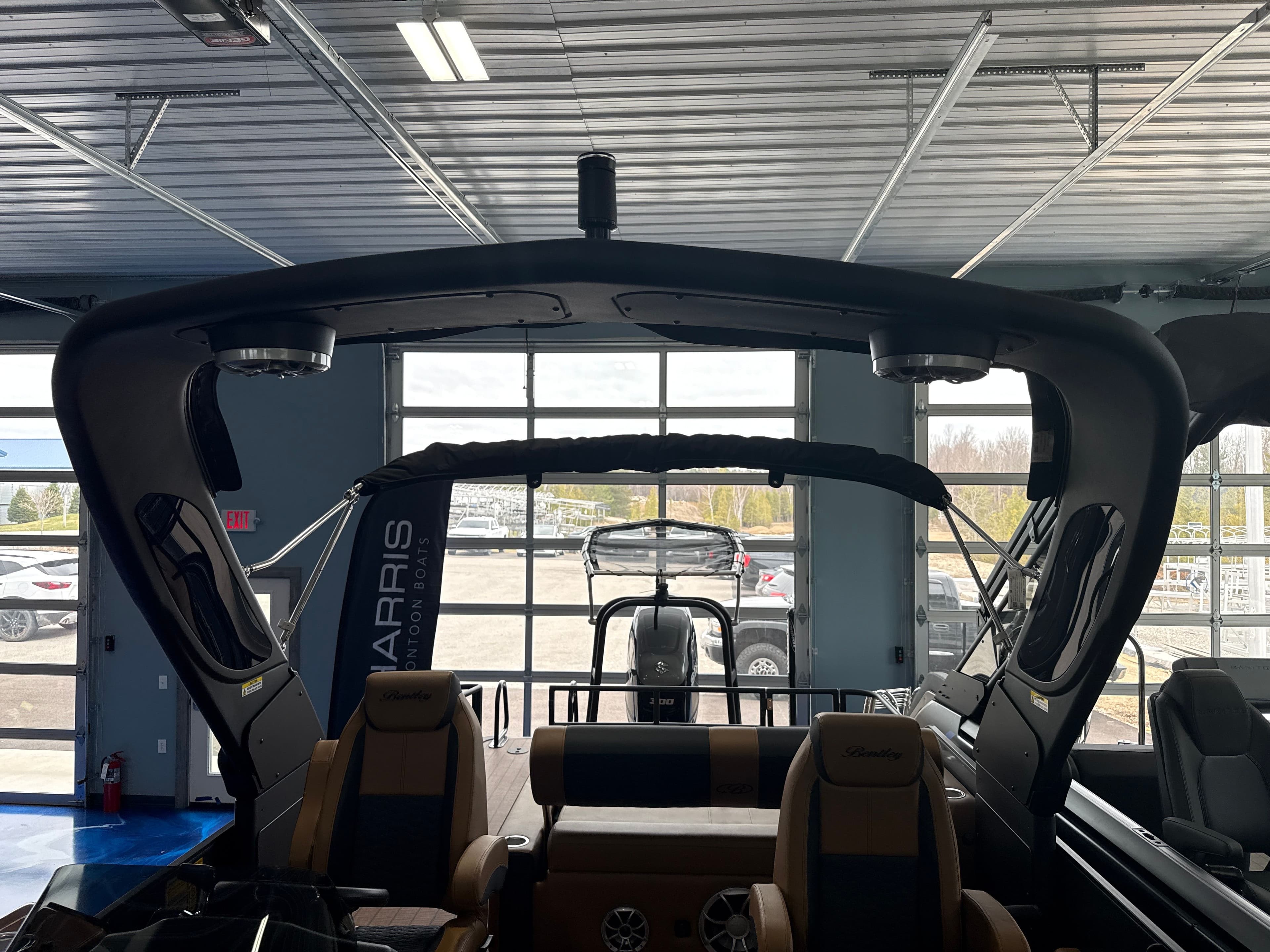 2026 Bentley Pontoons Elite 253 Swingback EXT w/ Wake Tower - 18