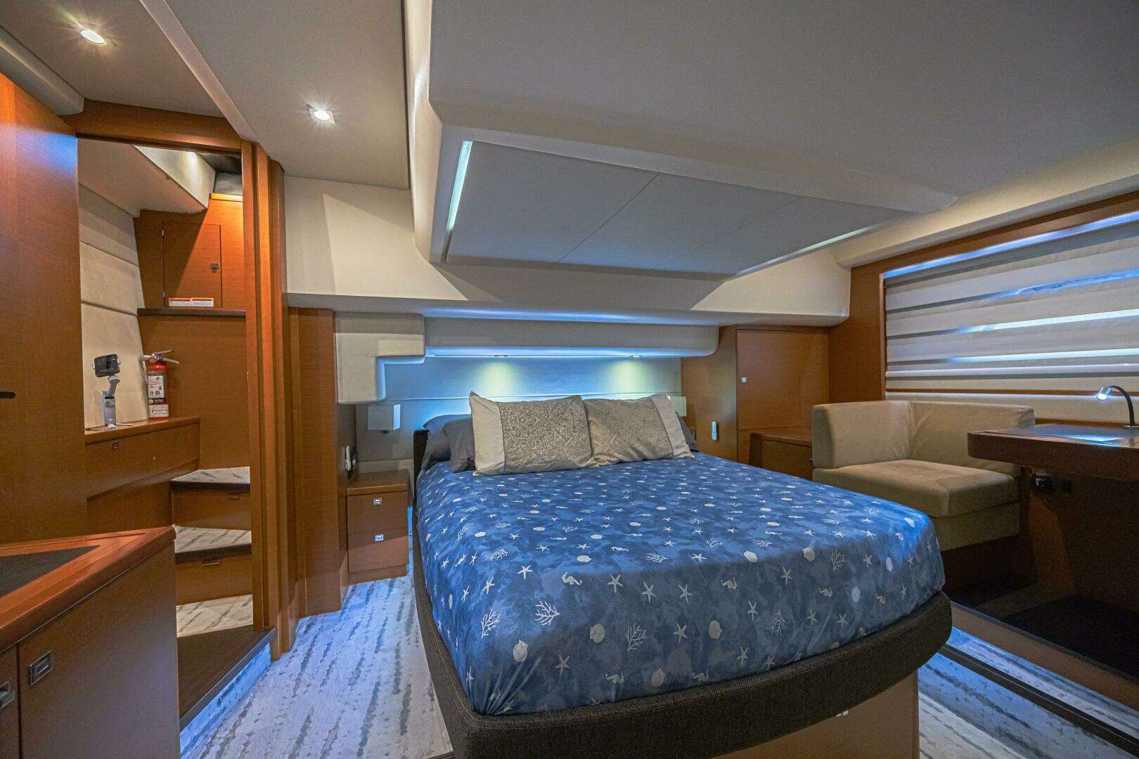 2013 Prestige 550S - Image 32