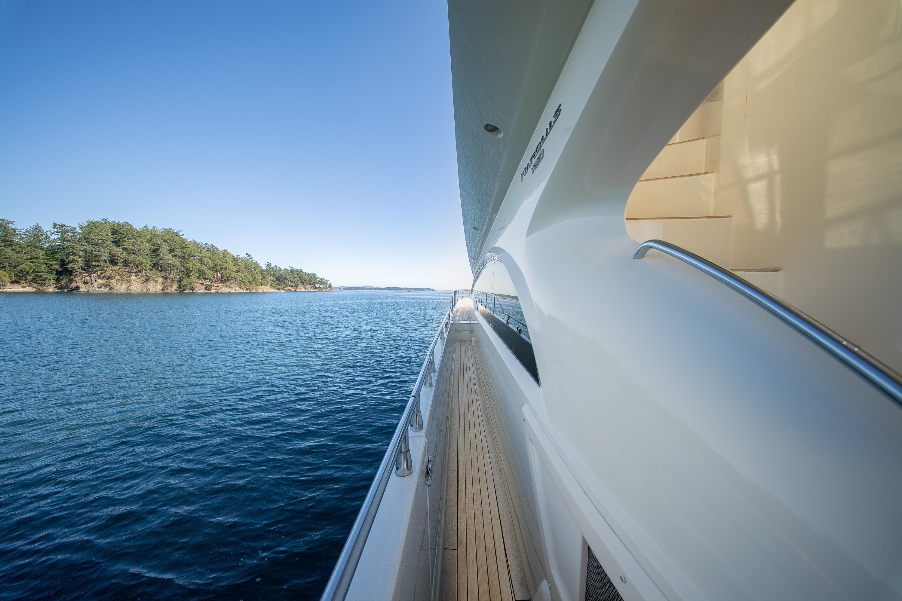 Port side deck looking foreword.