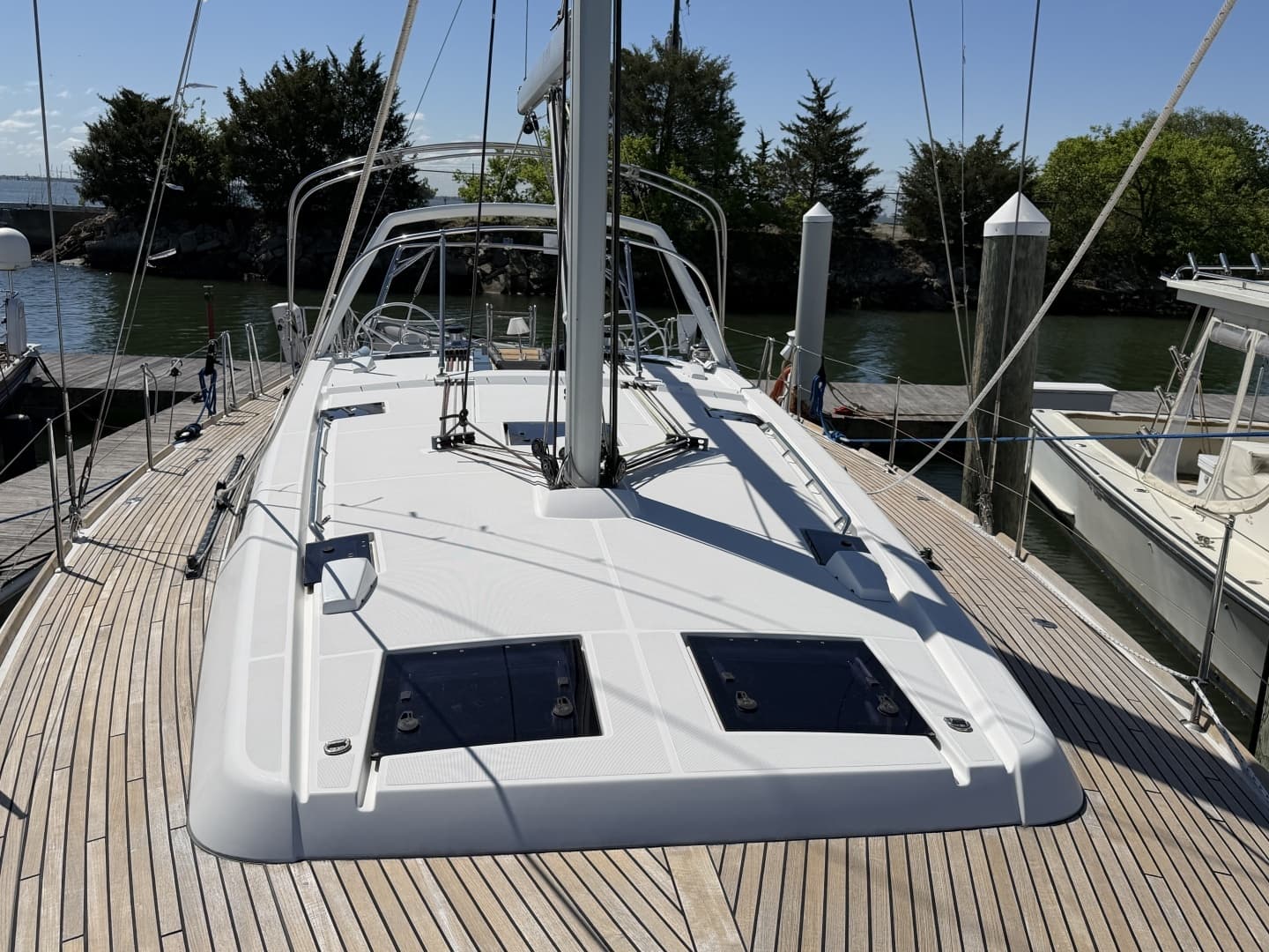 2016 Beneteau 48 - Image 14