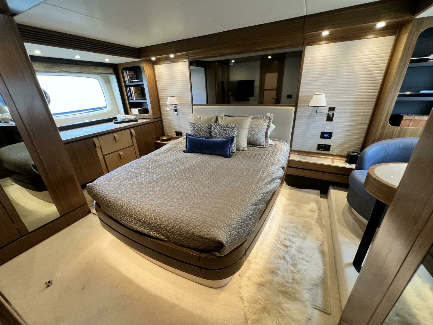 2017 Azimut Magellano - Image 28