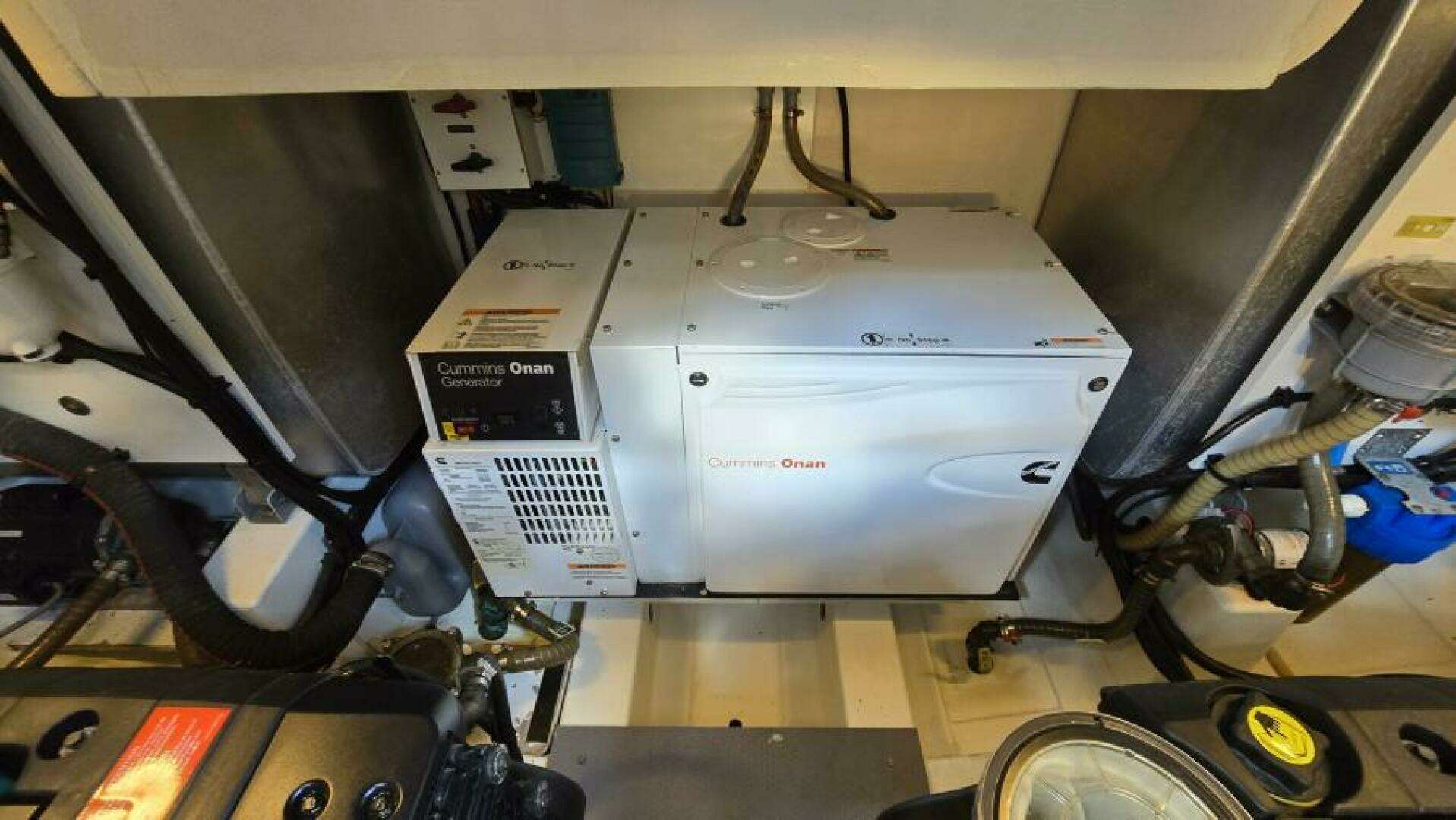 2018 Prestige 460 - Image 37