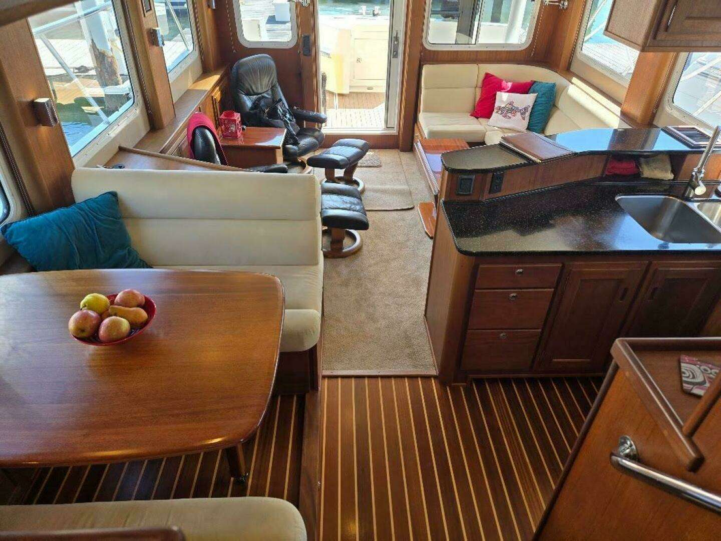 2010 American Tug 49 Limited - Image 29