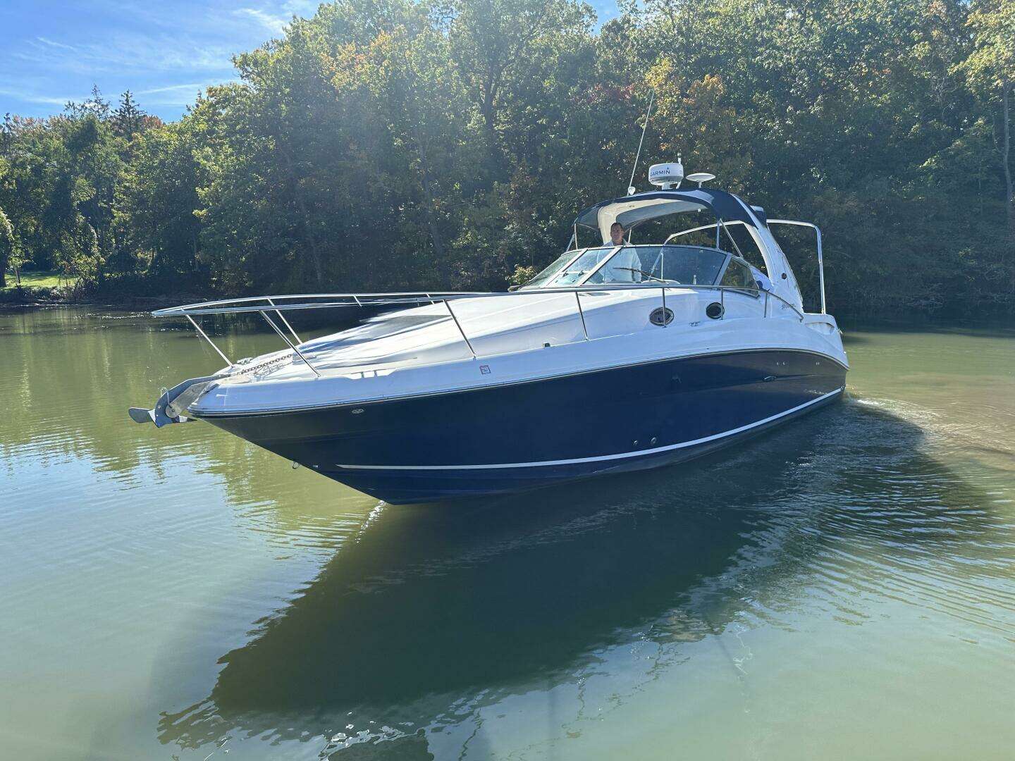 2005 Sea Ray 320 Sundancer - Image 5