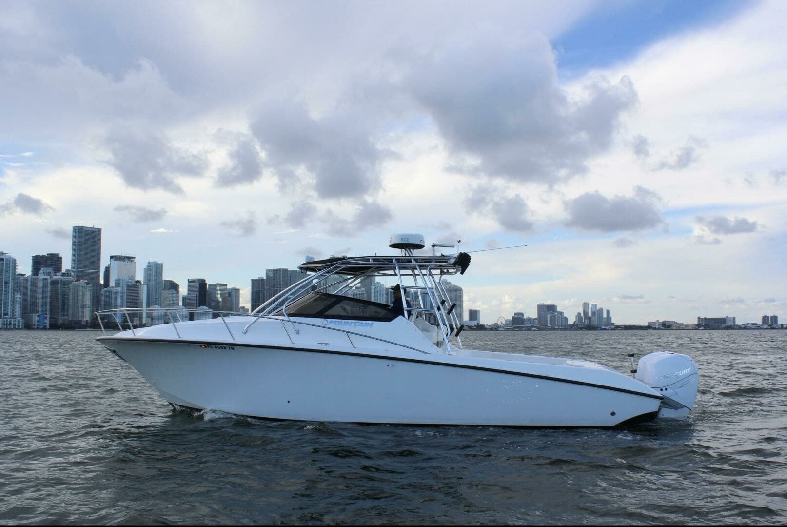 2007 Fountain 33 Sportfish Cruiser - Image 2
