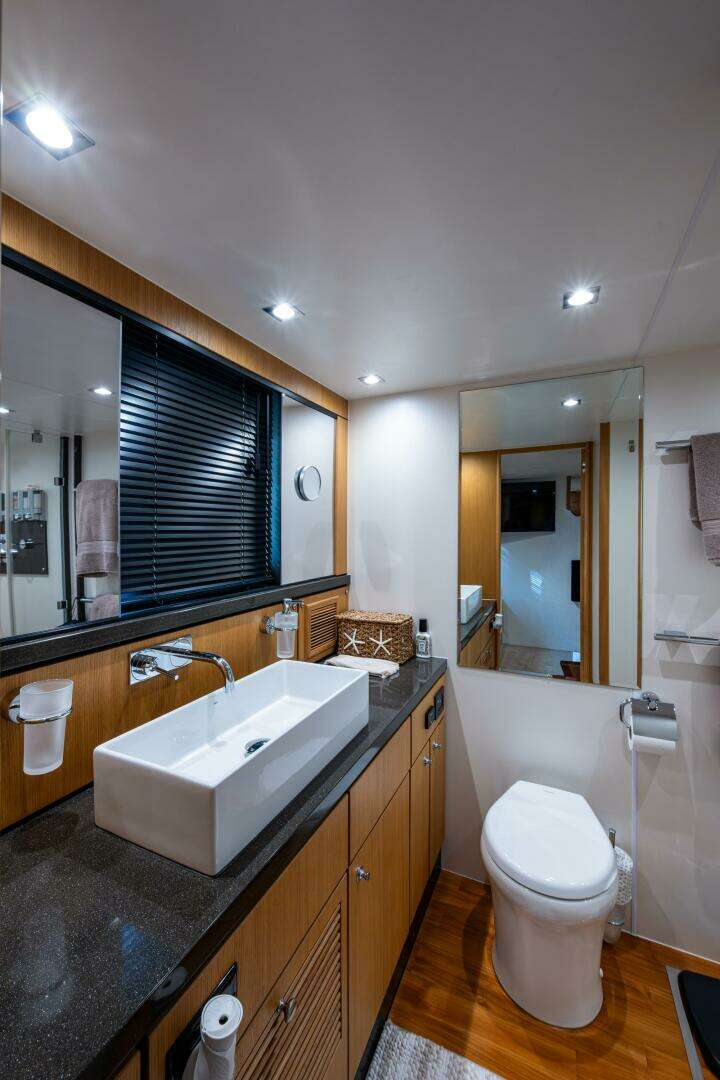 2015 Fairline 78 Squadron - Image 68