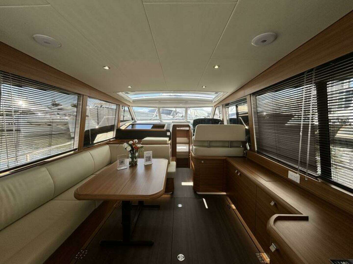 2026 Greenline 40 Hybrid - Image 12