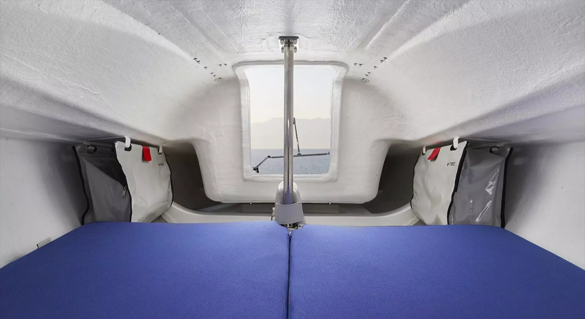 2026 Beneteau First 18 SE - Image 9