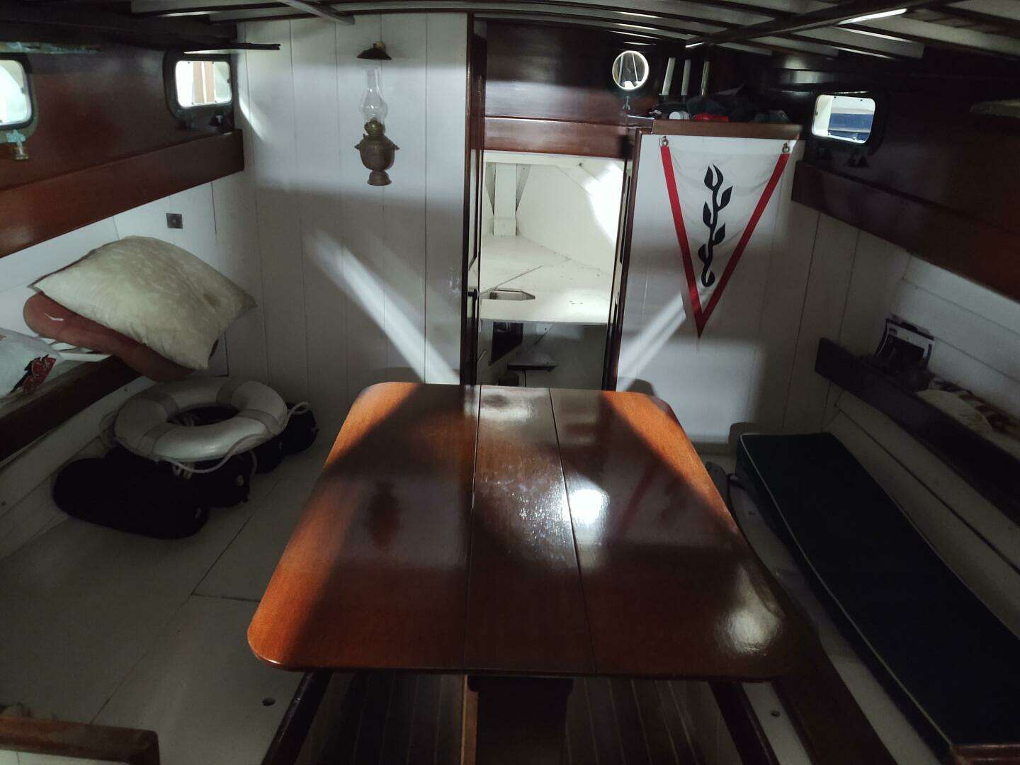 1965 Custom-Craft Friendship Sloop - Image 7