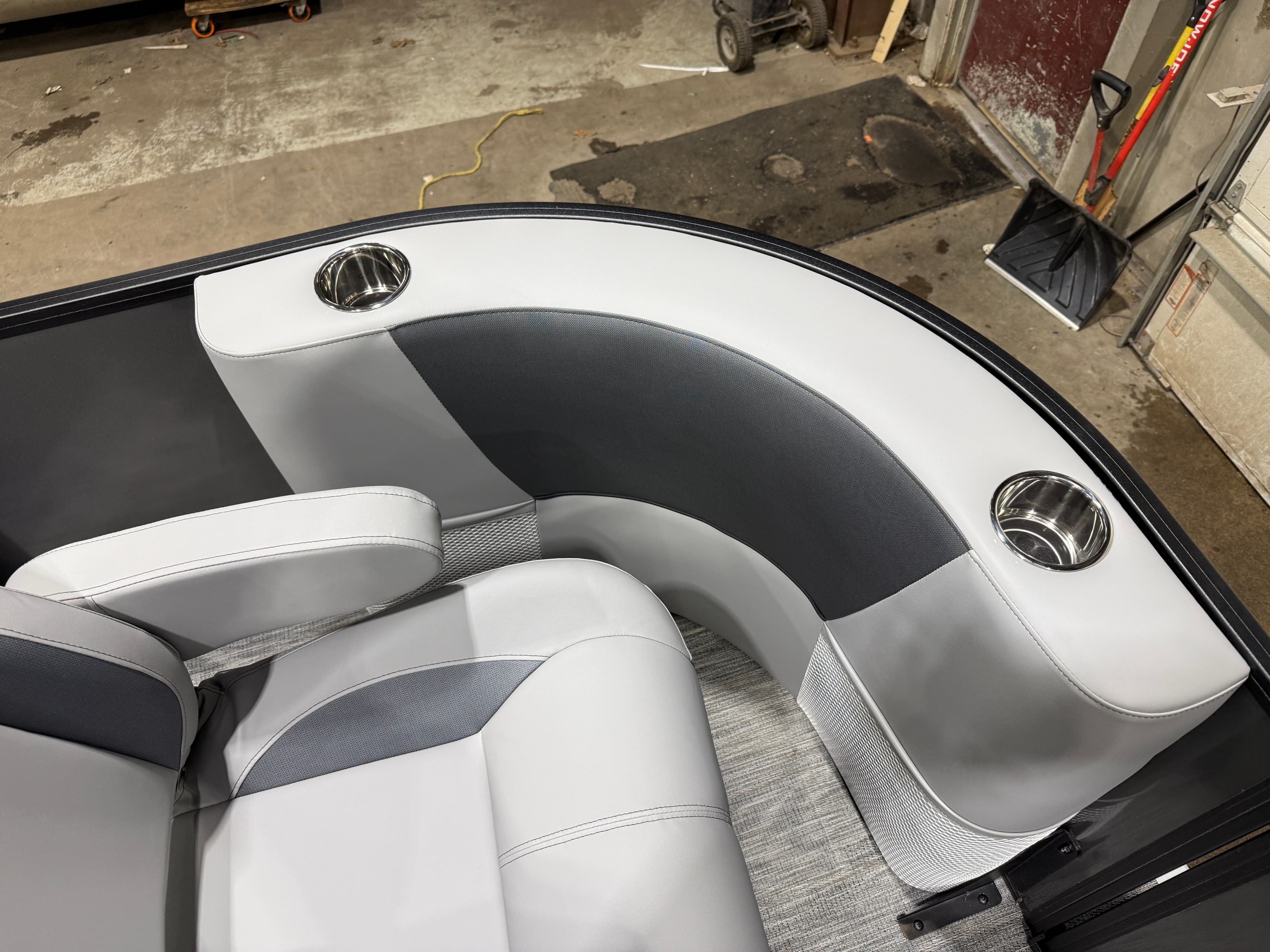 2026 Bentley Pontoons Legacy 220 Navigator DL Quad Lounge - 28